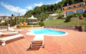 Gorgeous Home In Corsanico With Wifi